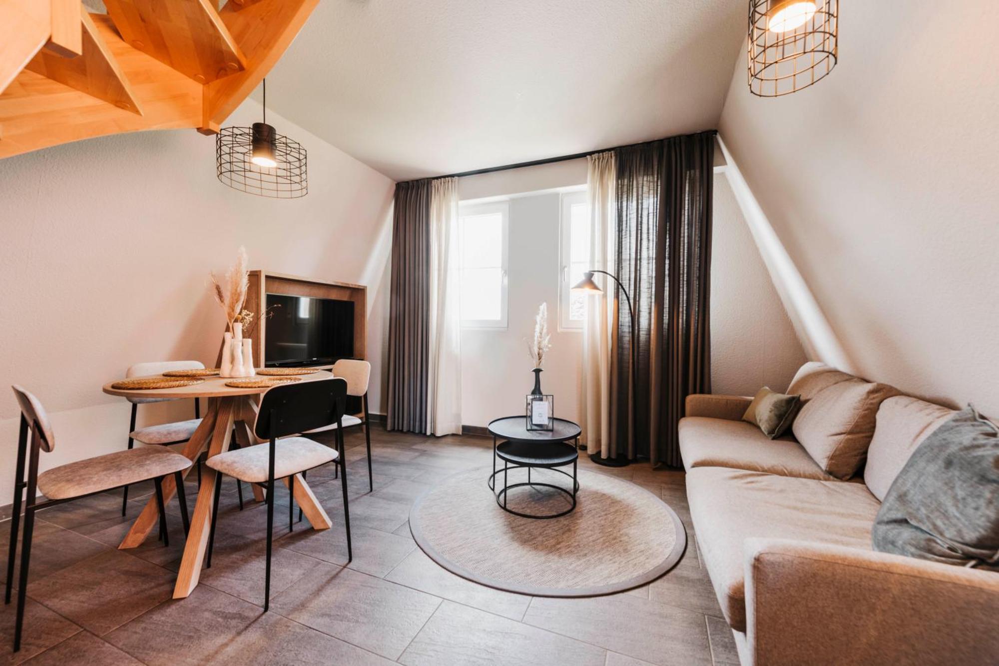 Appartementhotel Seeblick Gronau  Rom bilde