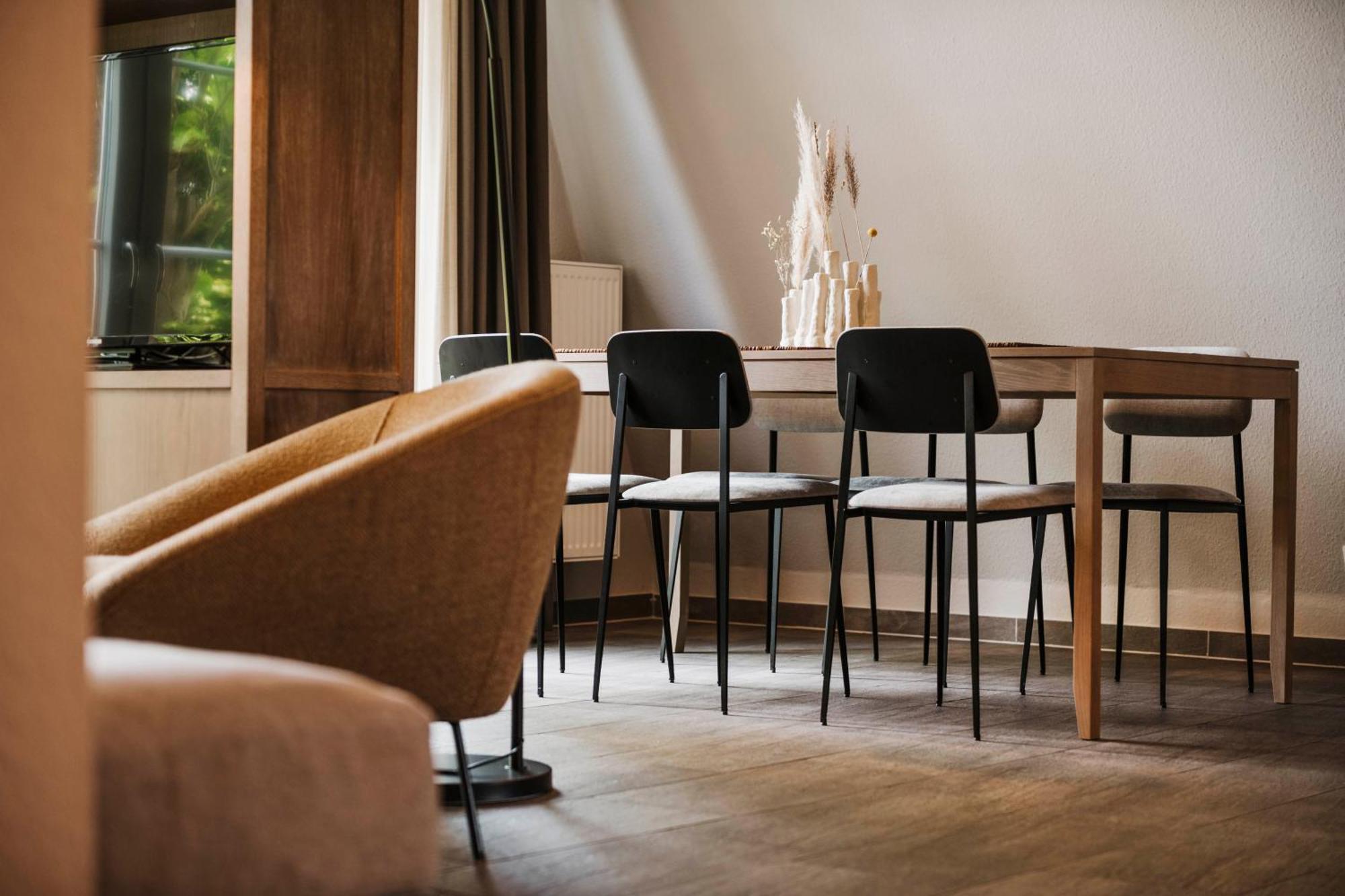 Appartementhotel Seeblick Gronau  Rom bilde