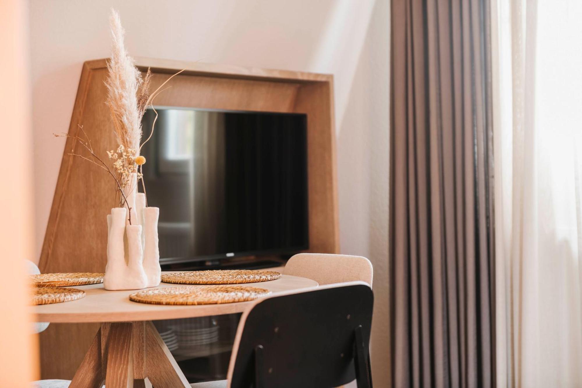 Appartementhotel Seeblick Gronau  Rom bilde
