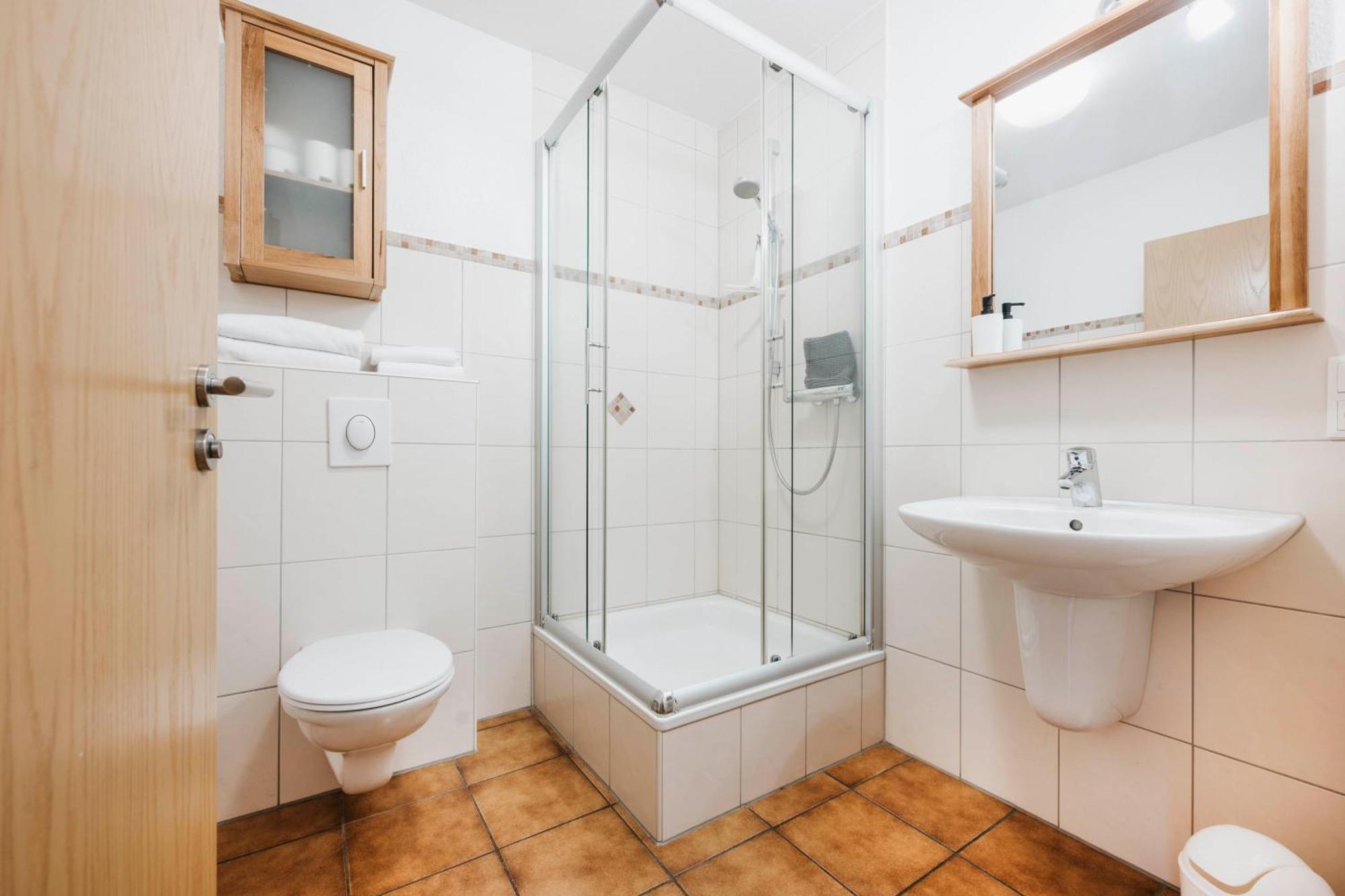 Appartementhotel Seeblick Gronau  Rom bilde