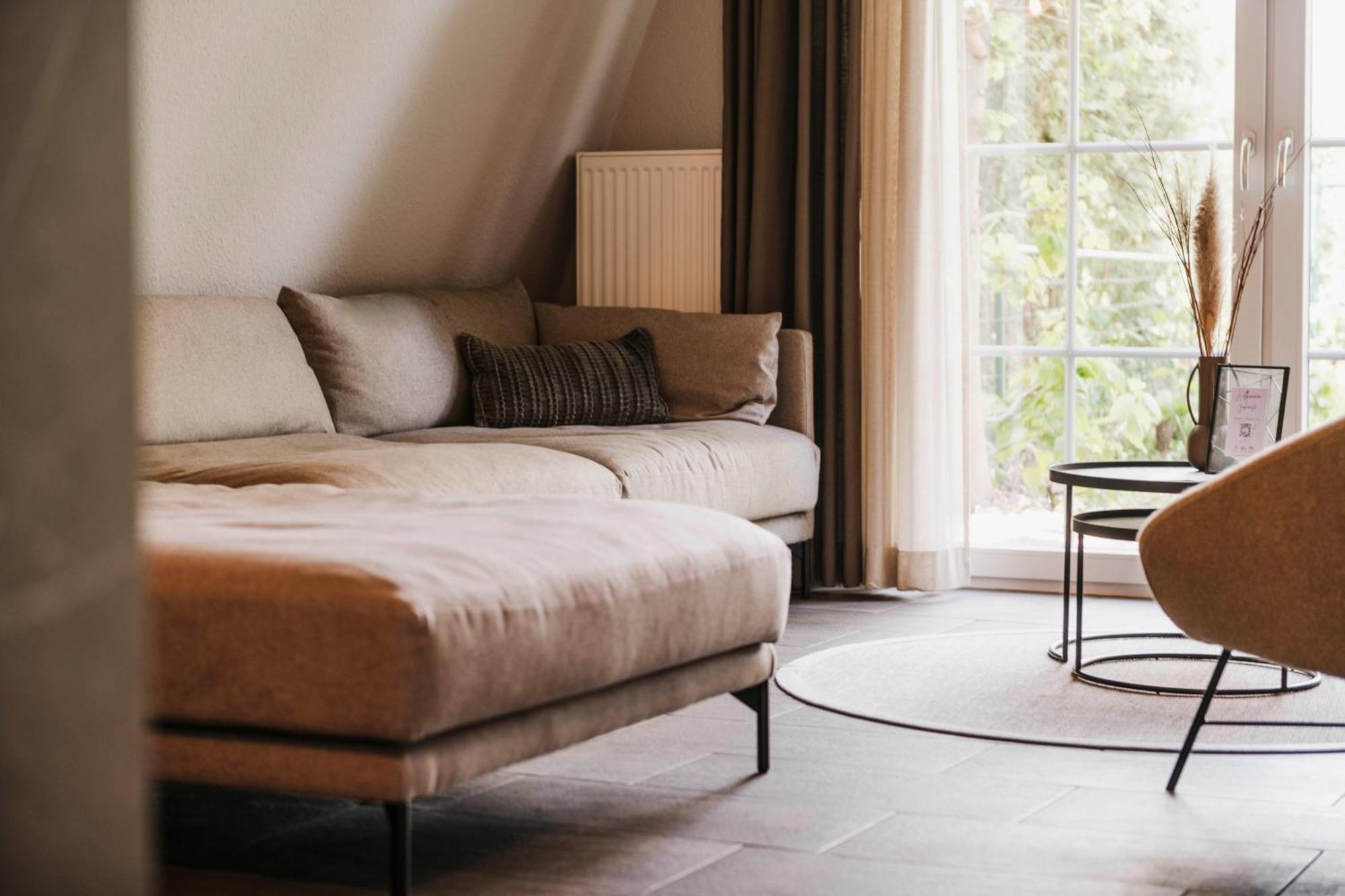 Appartementhotel Seeblick Gronau  Rom bilde